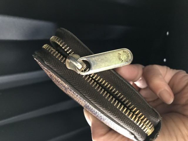 E57B75E9-F449-41F6-A89C-4CE79121C244