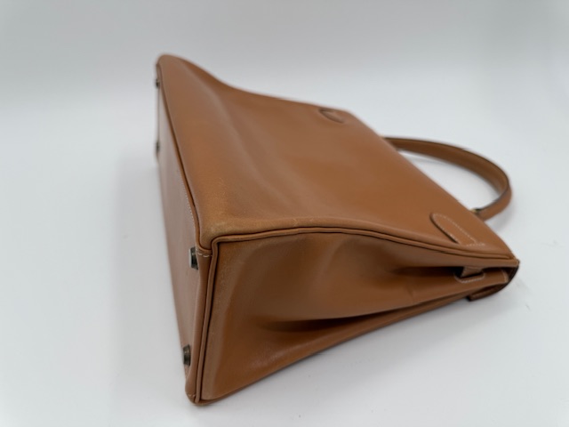 エルメスケリー角擦れ