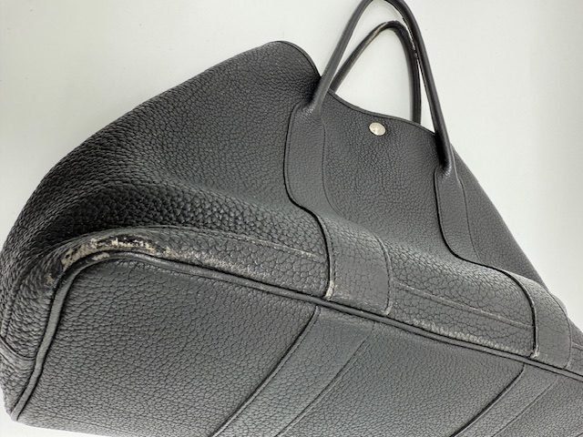 エルメスバッグ修理 角擦れのビフォー