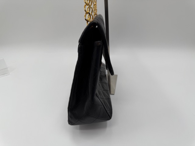 シャネル バッグ修理 色あせ角擦れ型崩れのケア ビフォー④