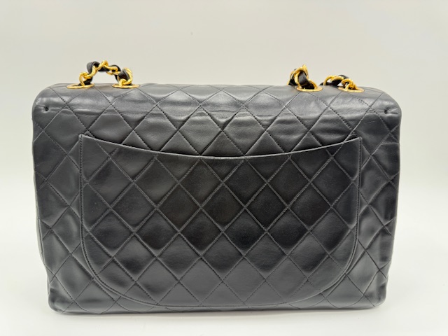 シャネル バッグ修理 色あせ角擦れ型崩れのケア アフター①