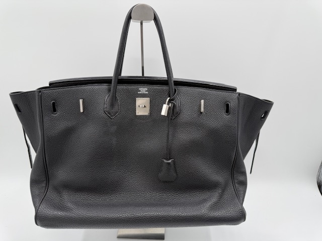 エルメスバーキンの 型崩れ 角擦れ 形補正と全体 染め直し　ビフォー