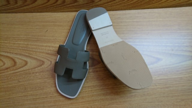 エルメスサンダル レザーソールの事前保護 ハーフソール アフター