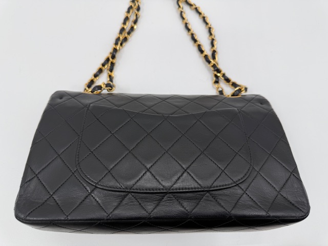 エルメス・シャネルの色褪せや擦れ型崩れしたバッグを値崩れ阻止の最強ケア アフター画像